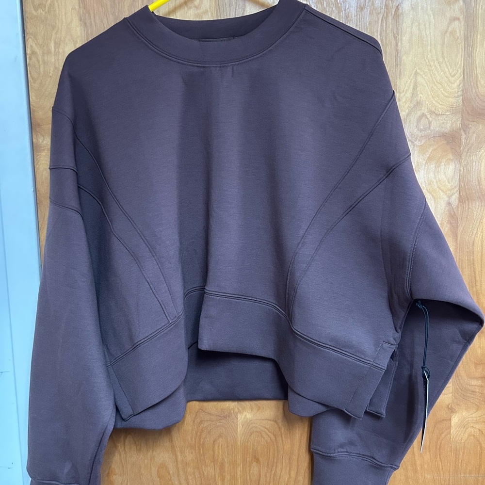 NWT Abercrombie & Fitch YPB oversized cropped scuba material. Large.